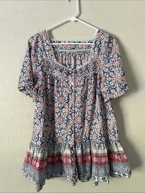 Like New! At Last Boho Floral Button-Front Peasant Top in Navy and Coral